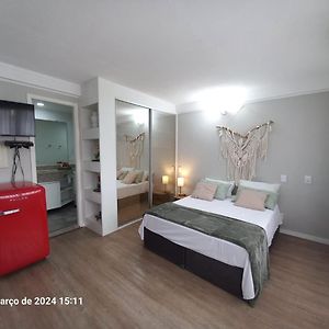 Estudio Deluxe con Cama Queen